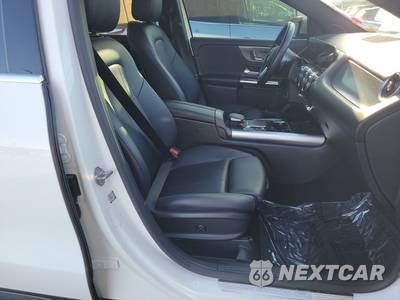 2021 Mercedes-Benz GLA 250 4MATIC - zdjęcie 8 z 20 - miniatura