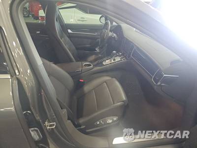 2014 Porsche Panamera S - zdjęcie 8 z 23 - miniatura