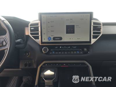 2025 Toyota Sequoia Limited - zdjęcie 11 z 30 - miniatura