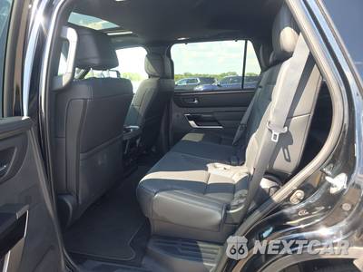 2025 Toyota Sequoia Limited - zdjęcie 13 z 30 - miniatura