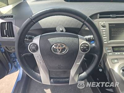 2012 Toyota Prius Plug-In Hybrid Advanced - zdjęcie 10 z 33 - miniatura