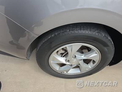 2023 Hyundai Elantra SE - zdjęcie 10 z 23 - miniatura