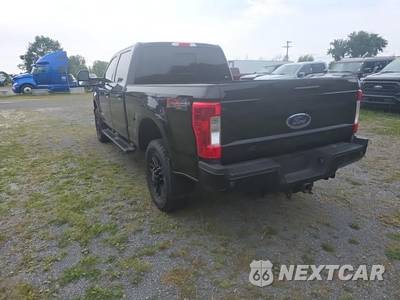 2019 Ford Super Duty F-250 Lariat Crew Cab Medium Bed - zdjęcie 6 z 38 - miniatura