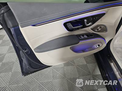 2023 Mercedes-Benz EQS 450+ 4MATIC Hatchback - zdjęcie 9 z 23 - miniatura