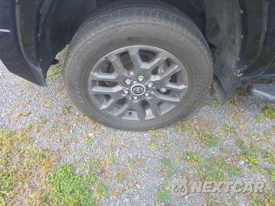 2023 Toyota Tundra Hybrid Platinum Crew Cab Short Bed - zdjęcie 8 z 30 - miniatura