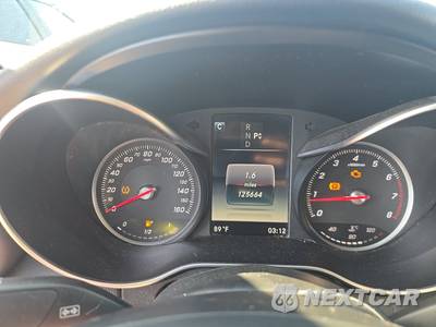 2017 Mercedes-Benz C 300 Sedan - zdjęcie 12 z 49 - miniatura