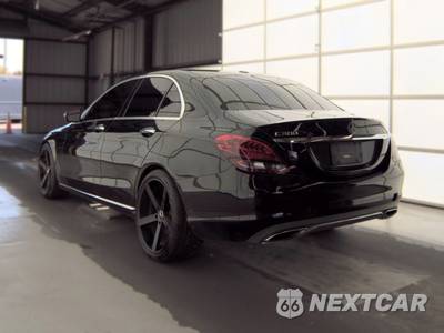 2017 Mercedes-Benz C 300 Sedan - zdjęcie 6 z 49 - miniatura