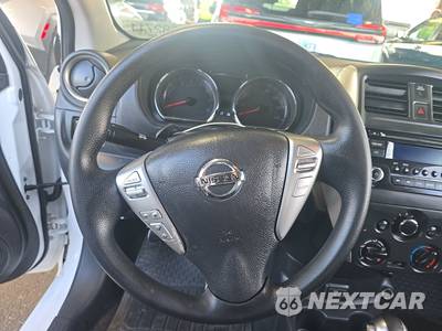 2018 Nissan Versa Sedan SV - zdjęcie 10 z 57 - miniatura