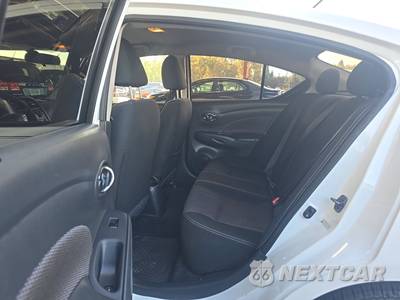 2018 Nissan Versa Sedan SV - zdjęcie 13 z 57 - miniatura
