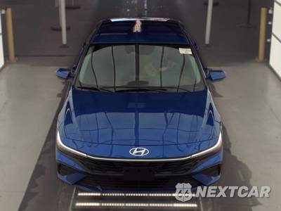 2026 Hyundai Elantra SE - zdjęcie 2 z 25 - miniatura