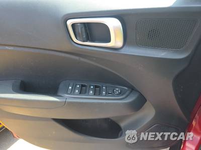 2026 Hyundai Venue SEL - zdjęcie 9 z 28 - miniatura