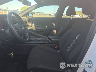 2025 Hyundai Elantra SEL Sport - zdjęcie 7 z 26 - miniatura