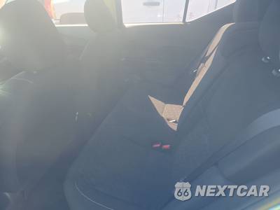 2022 Nissan Kicks S - zdjęcie 13 z 28 - miniatura