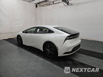 2024 Toyota Prius Prime SE - zdjęcie 6 z 25 - miniatura