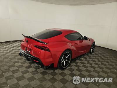 2022 Toyota GR Supra 3.0 - zdjęcie 4 z 20 - miniatura