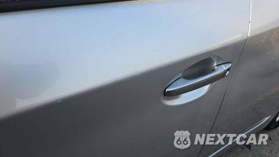 2013 Toyota Prius Plug-In Hybrid - zdjęcie 37 z 39 - miniatura