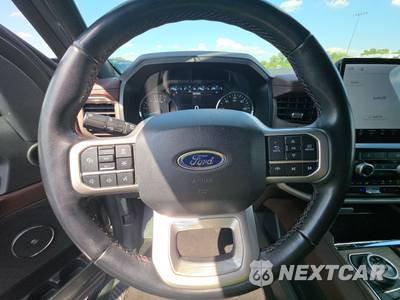 2024 Ford Expedition Limited - zdjęcie 10 z 33 - miniatura
