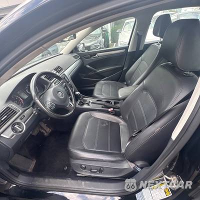 2015 Volkswagen Passat 1.8T Limited Edition - zdjęcie 4 z 7 - miniatura