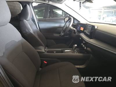 2025 Nissan Kicks S - zdjęcie 8 z 28 - miniatura