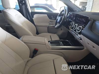 2025 Mercedes-Benz GLA 250 4MATIC - zdjęcie 8 z 26 - miniatura
