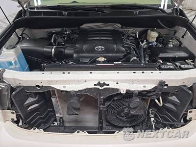 2021 Toyota Sequoia Platinum - zdjęcie 16 z 20 - miniatura