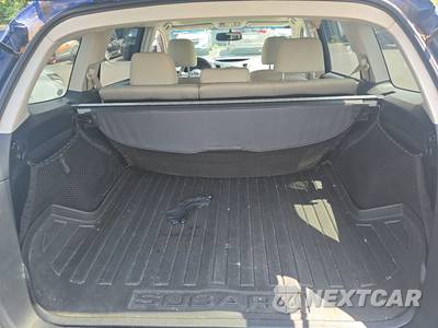 2011 Subaru Outback 2.5i Premium w/All Weather Pkg & Power Moonroof - zdjęcie 16 z 33 - miniatura