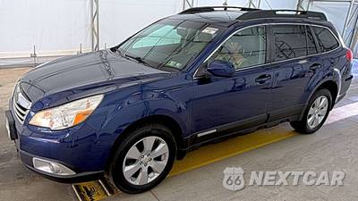 2011 Subaru Outback 2.5i Premium w/All Weather Pkg & Power Moonroof