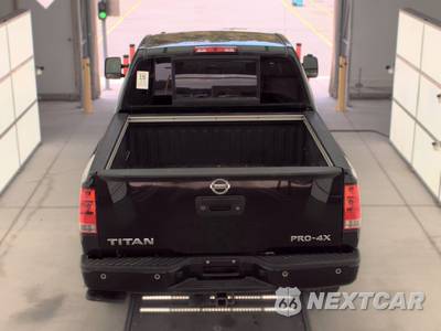 2015 Nissan TITAN PRO-4X Crew Cab Short Bed - zdjęcie 5 z 28 - miniatura