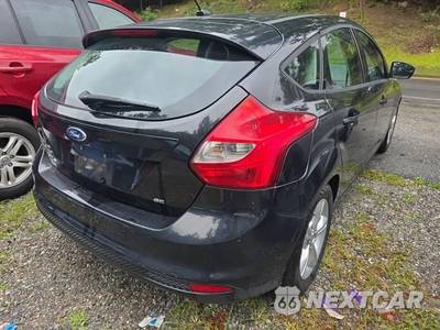 2014 Ford Focus SE Hatchback - zdjęcie 4 z 28 - miniatura