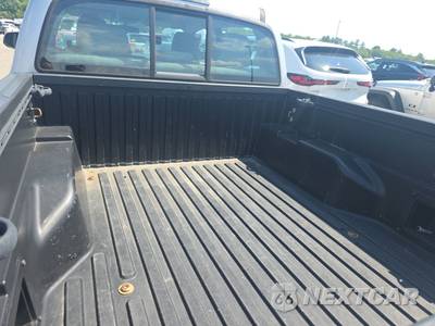 2017 Toyota Tacoma SR Crew Cab Medium Bed - zdjęcie 16 z 37 - miniatura