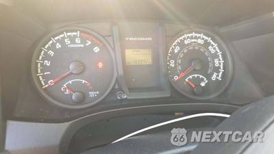 2017 Toyota Tacoma SR Crew Cab Medium Bed - zdjęcie 24 z 37 - miniatura