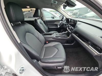 2025 Toyota Grand Highlander XLE - zdjęcie 8 z 27 - miniatura
