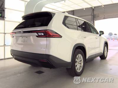 2025 Toyota Grand Highlander XLE - zdjęcie 4 z 27 - miniatura