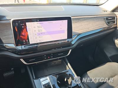 2025 Volkswagen Atlas 2.0T SEL - zdjęcie 11 z 34 - miniatura