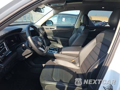 2025 Volkswagen Atlas 2.0T SEL - zdjęcie 7 z 34 - miniatura