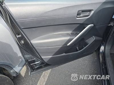 2025 Toyota Corolla Cross LE - zdjęcie 9 z 26 - miniatura