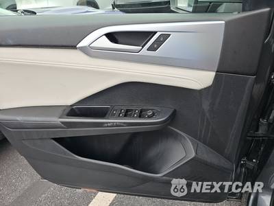 2025 Volkswagen Taos SE - zdjęcie 9 z 27 - miniatura