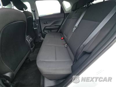 2025 Hyundai Kona SEL - zdjęcie 13 z 22 - miniatura