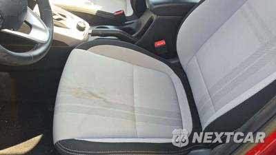 2025 Hyundai Venue SEL - zdjęcie 21 z 29 - miniatura
