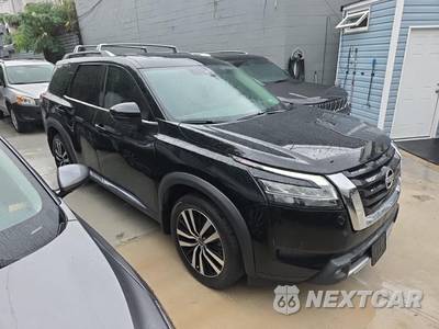 2023 Nissan Pathfinder Platinum - zdjęcie 3 z 26 - miniatura