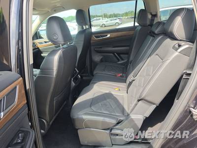 2025 Volkswagen Atlas 2.0T SE w/Technology - zdjęcie 13 z 26 - miniatura