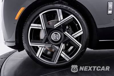 2026 Rolls-Royce Cullinan Black Badge - zdjęcie 3 z 99 - miniatura