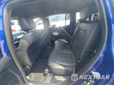 2021 Mercedes-Benz GLB 250 - zdjęcie 13 z 23 - miniatura