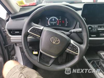 2025 Toyota Grand Highlander XLE - zdjęcie 10 z 30 - miniatura