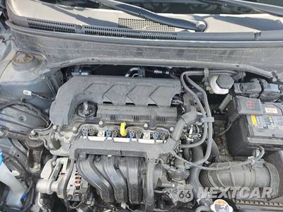2025 Hyundai Venue SEL - zdjęcie 15 z 34 - miniatura