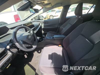 2025 Toyota Prius LE - zdjęcie 7 z 28 - miniatura