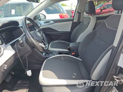 2025 Volkswagen Taos SE - zdjęcie 7 z 29 - miniatura