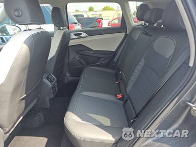 2025 Volkswagen Taos SE - zdjęcie 13 z 29 - miniatura