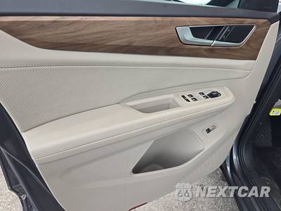 2025 Volkswagen Atlas 2.0T SE w/Technology - zdjęcie 9 z 26 - miniatura