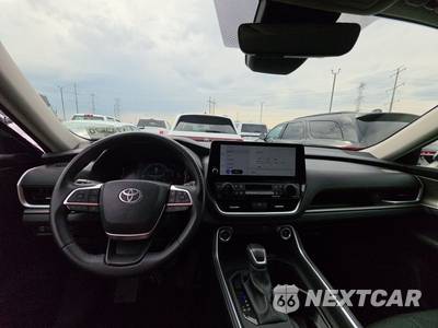 2025 Toyota Grand Highlander XLE - zdjęcie 11 z 25 - miniatura